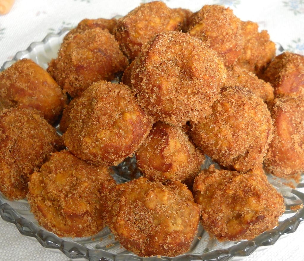 Baked Spiced Pumpkin Doughnut Holes from My Kitchen Wand