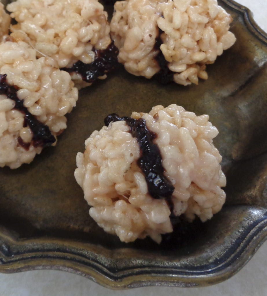 Shrunken Rice Krispie Brains from My Kitchen Wand