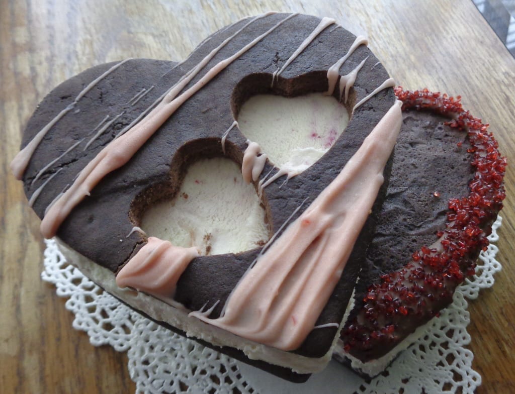 Valentine Ice Cream Sandwiches from My Kitchen Wands