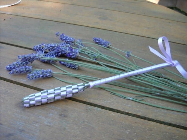 Lavender Wands from My Kitchen Wand