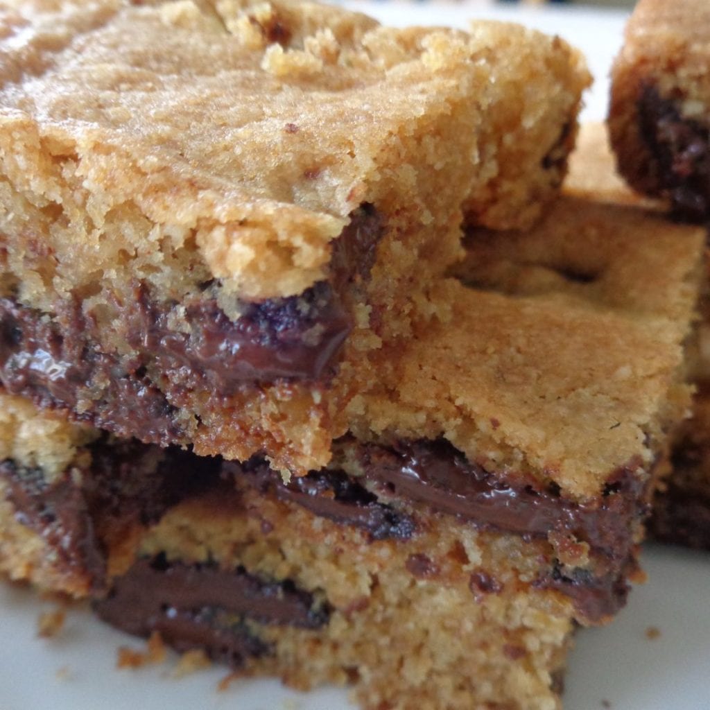 Chocolate Chip Almond Squares from My Kitchen Wand