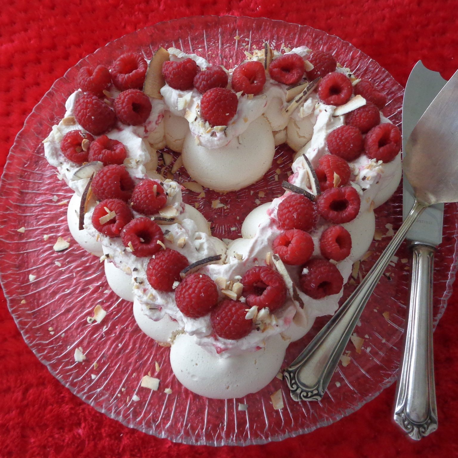 valentines day pavlova